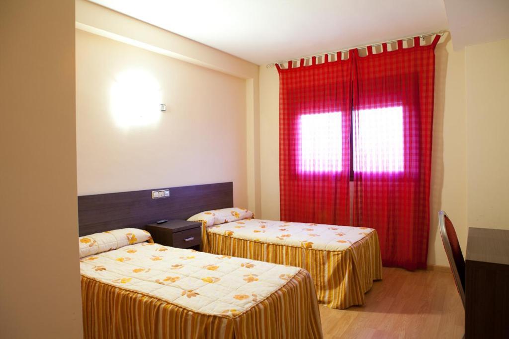 Hotel Casa Marzo Cariñena Pokoj fotografie